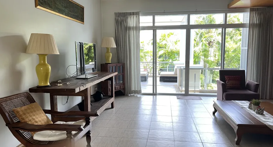 Condo en alquiler de 2 habitaciones en Cha Am, Phetchaburi