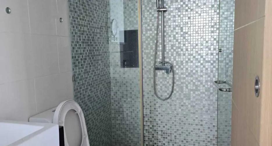À louer 1 chambre condo à Mueang Phuket, Phuket