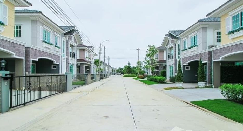 For sale 4 bedrooms house in Prawet, Bangkok