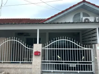 For sale 2 bedrooms townhouse in Bang Lamung, Chonburi