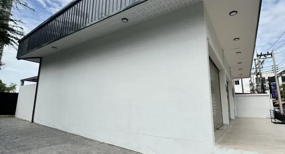 For rent retail Space in Bang Lamung, Chonburi