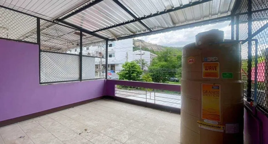 For sale 2 bedrooms townhouse in Hua Hin, Prachuap Khiri Khan