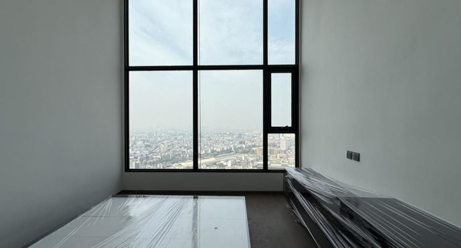For sale 3 bedrooms condo in Bang Rak, Bangkok