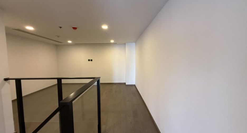 For sale 3 bedrooms condo in Bang Rak, Bangkok
