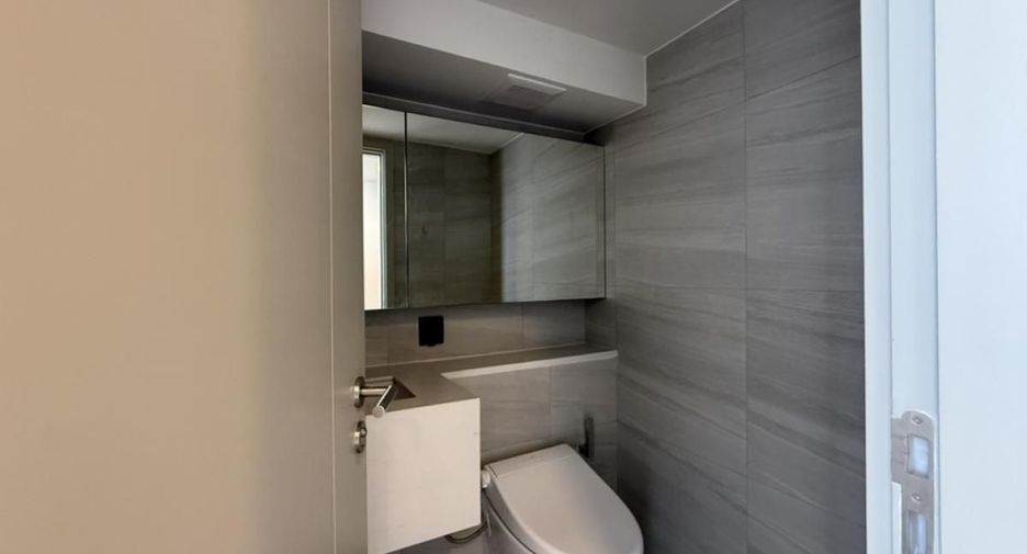For sale 3 bedrooms condo in Bang Rak, Bangkok