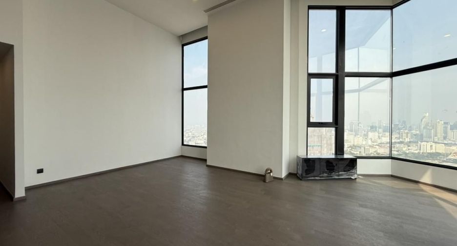 For sale 3 bedrooms condo in Bang Rak, Bangkok