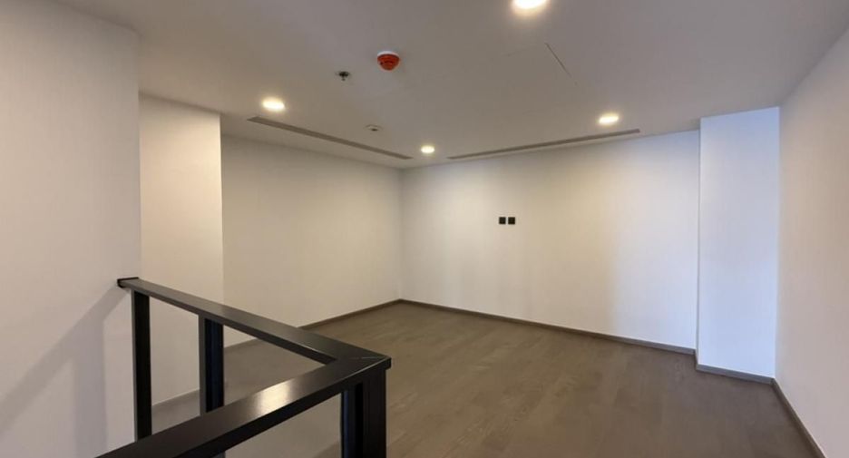 For sale 3 bedrooms condo in Bang Rak, Bangkok