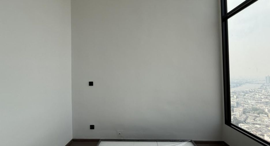 For sale 3 bedrooms condo in Bang Rak, Bangkok