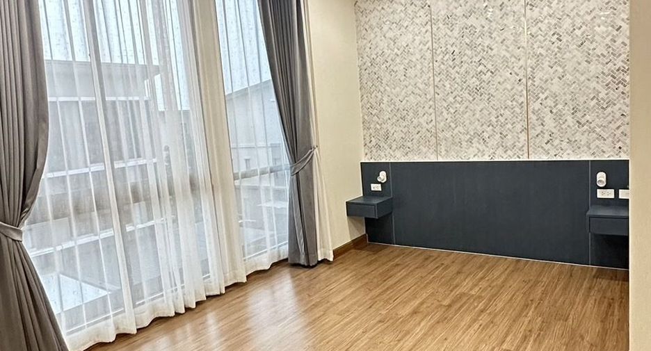 For sale and for rent 4 bedrooms house in Suan Luang, Bangkok
