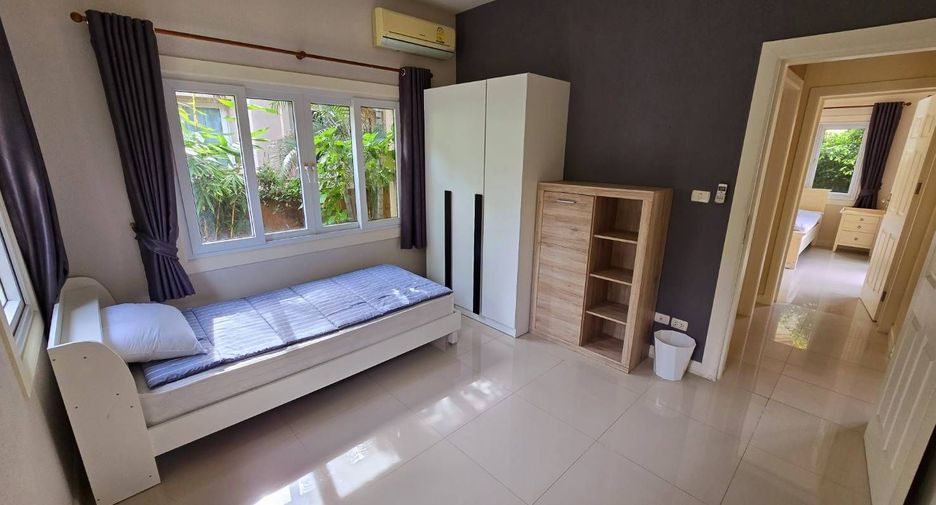 Villa en alquiler de 3 habitaciones en Bang Lamung, Chonburi