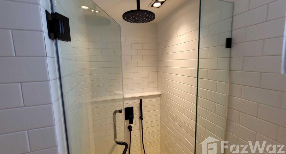 For sale and for rent 2 bedrooms condo in Watthana, Bangkok