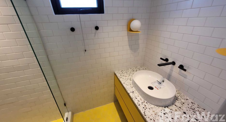 For sale and for rent 2 bedrooms condo in Watthana, Bangkok