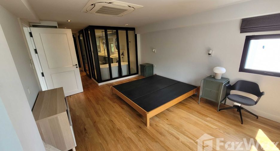 For sale and for rent 2 bedrooms condo in Watthana, Bangkok