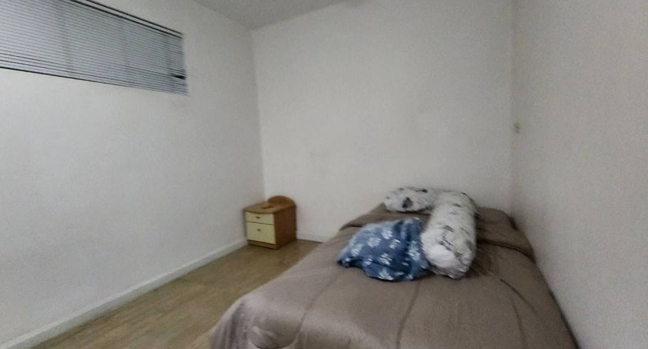 For sale and for rent 3 bedrooms condo in Watthana, Bangkok