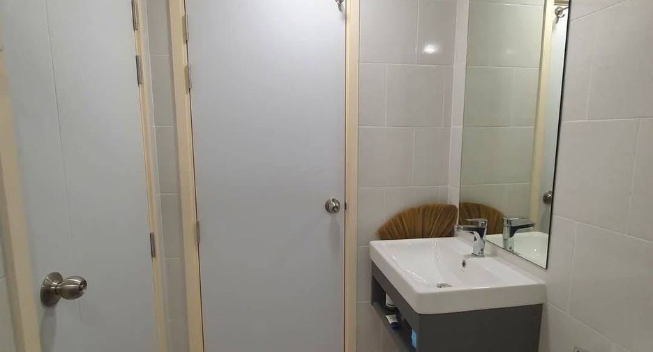 Wohnung zum Kauf mit 1 Zimmer in Phutthamonthon, Nakhon Pathom