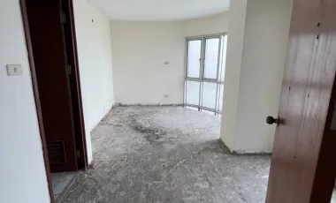 For sale 3 bedrooms condo in Yan Nawa, Bangkok