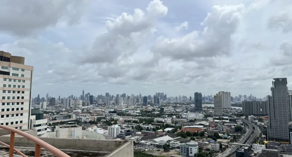 Wohnung zum Kauf mit 3 Zimmer in Yan Nawa, Bangkok