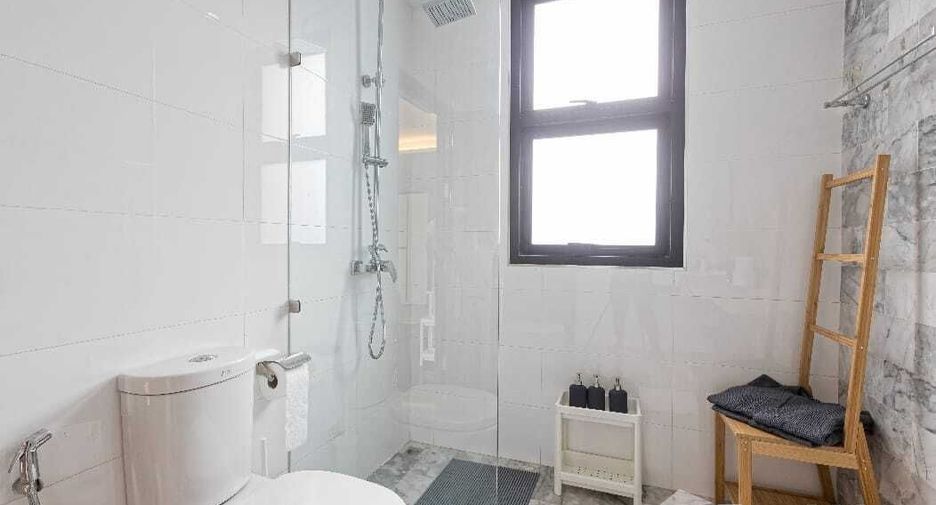 For sale and for rent 3 bedrooms townhouse in Kathu, Phuket