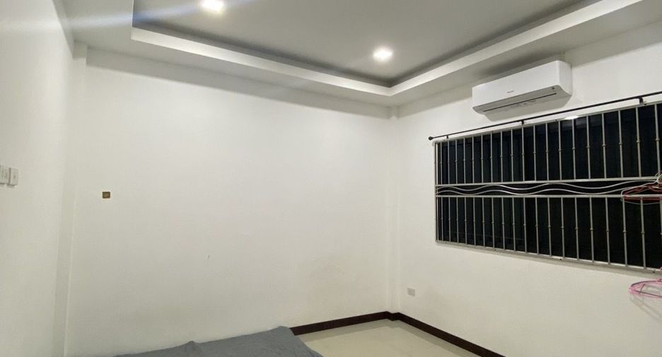 For sale and for rent 3 bedrooms house in Huay Yai, Pattaya