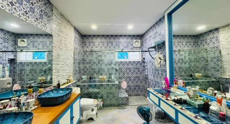出售 5 卧室 独立屋 在 Bang Lamung, Chon Buri