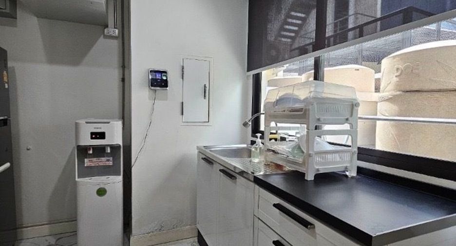 Casa adosada en venta de 2 habitaciones en Bueng Kum, Bangkok