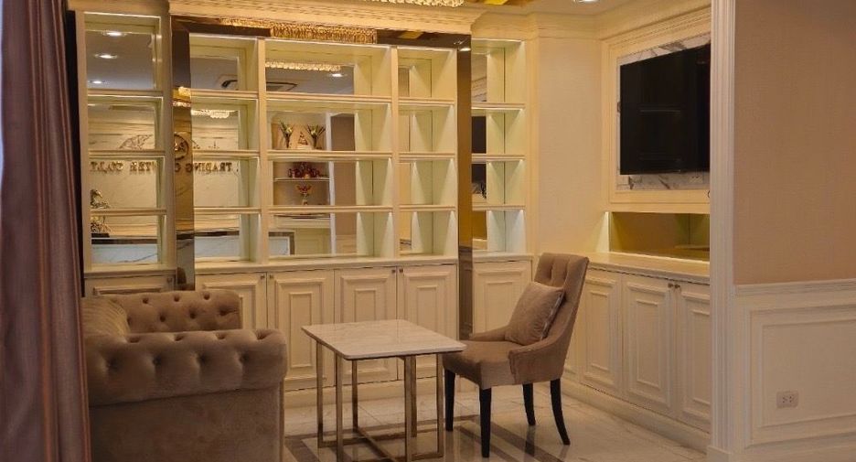 Casa adosada en venta de 2 habitaciones en Bueng Kum, Bangkok