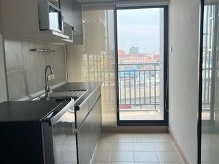 Condo en venta y en alquiler de 1 habitaciones en Bang Phlat, Bangkok