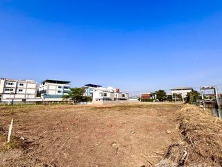 出售 土地 在 Bang Khun Thian, 曼谷