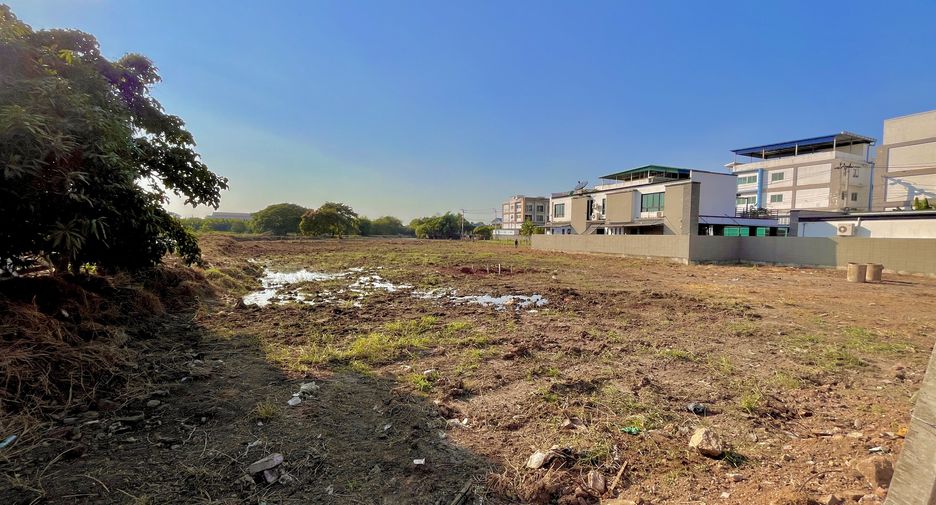 For sale land in Bang Khun Thian, Bangkok