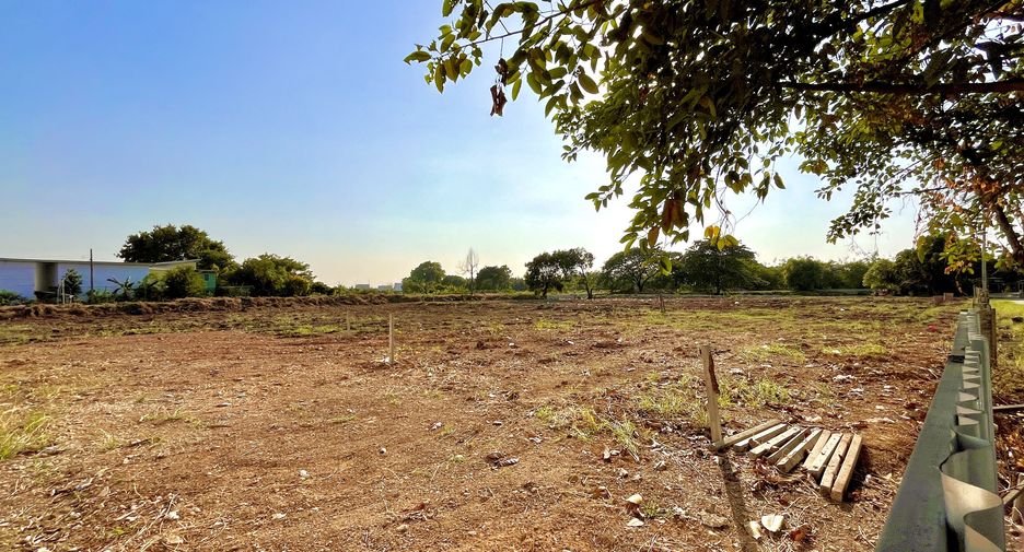 For sale land in Bang Khun Thian, Bangkok