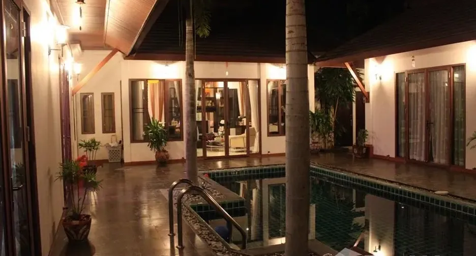 À vendre 5 chambres villa à Hua Hin, Prachuap Khiri Khan
