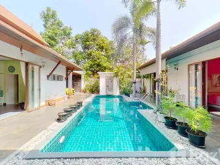 Villa zum Kauf mit 5 Zimmer in Hua Hin, Prachuap Khiri Khan