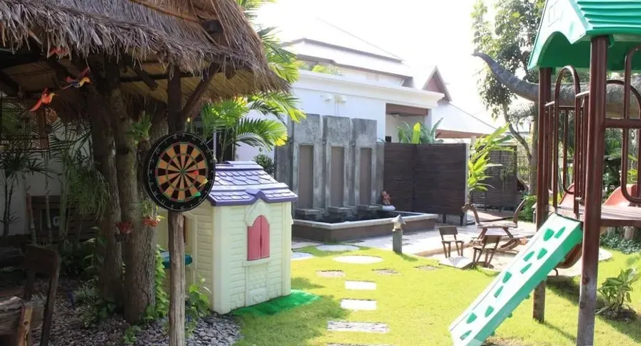À vendre 5 chambres villa à Hua Hin, Prachuap Khiri Khan
