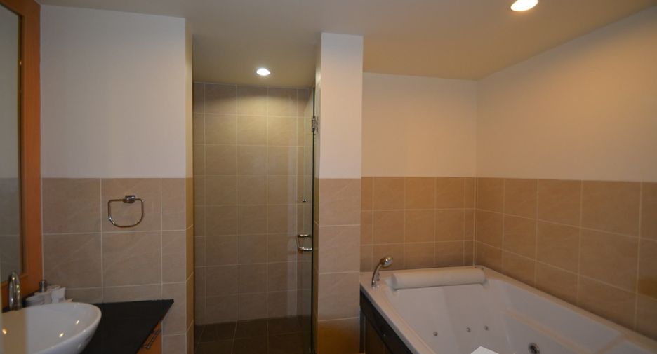 For sale 2 bedrooms condo in Hua Hin, Prachuap Khiri Khan