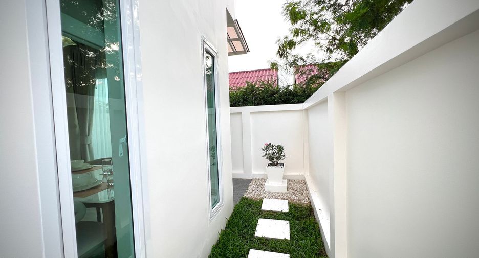 For sale 2 bedrooms townhouse in Thalang, Phuket