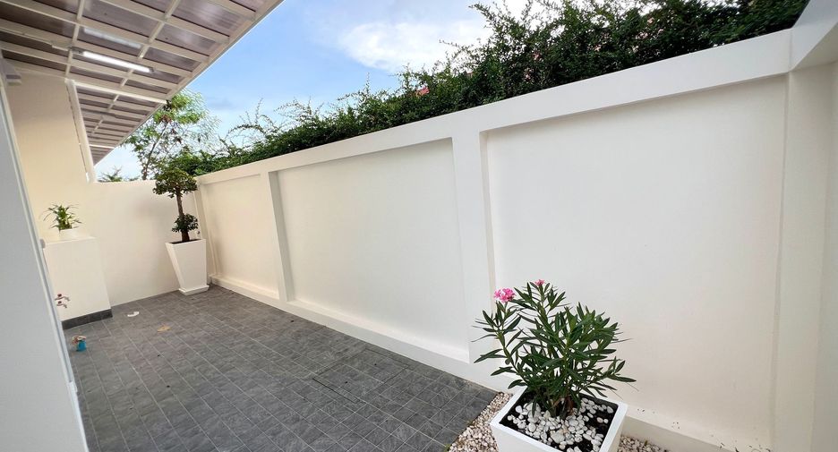 For sale 2 bedrooms townhouse in Thalang, Phuket