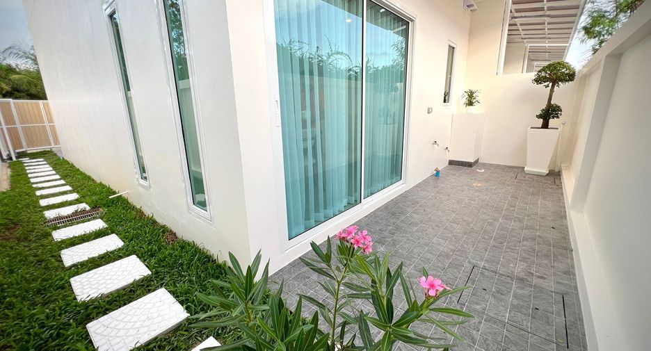 For sale 2 bedrooms townhouse in Thalang, Phuket
