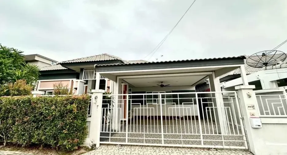 For rent 3 bedrooms house in Bang Lamung, Chonburi