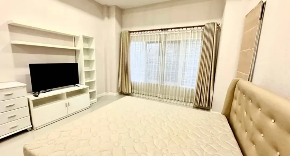 For rent 3 bedrooms house in Bang Lamung, Chonburi