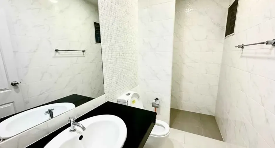 For rent 3 bedrooms house in Bang Lamung, Chonburi