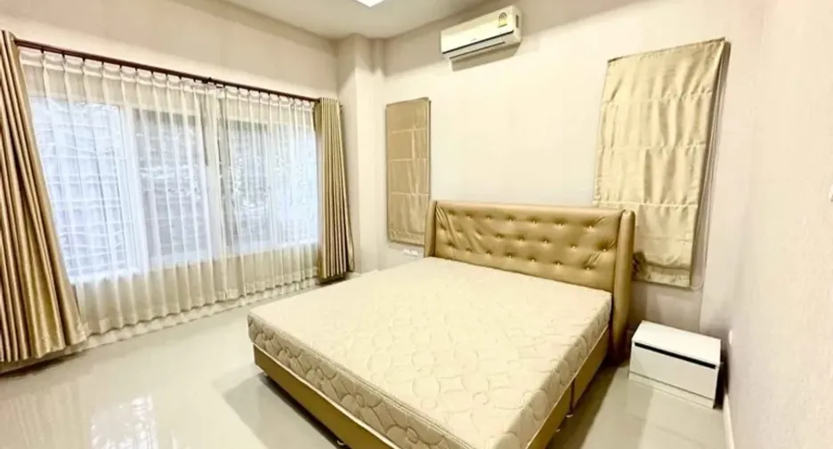 For rent 3 bedrooms house in Bang Lamung, Chonburi