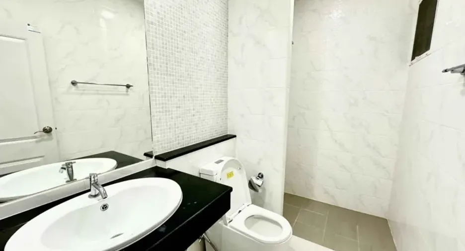 For rent 3 bedrooms house in Bang Lamung, Chonburi