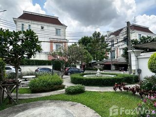 For sale 3 bedrooms townhouse in Lak Si, Bangkok