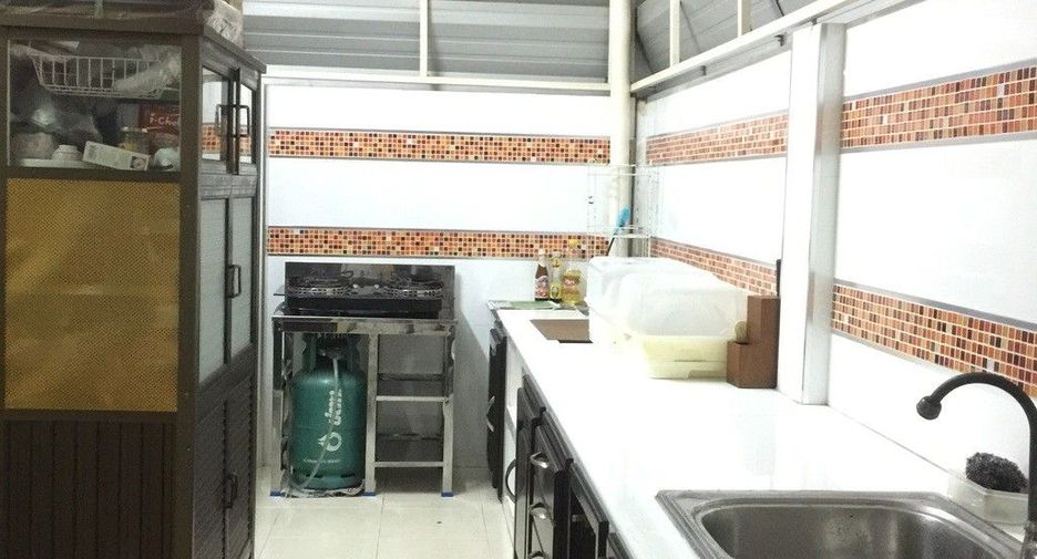 For sale 3 bedrooms townhouse in Nong Khaem, Bangkok