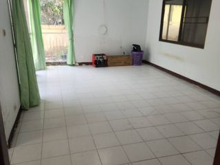 For rent 3 ベッドルーム house in Nong Chok, Bangkok