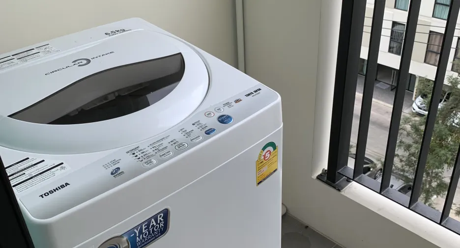 For sale studio condo in Mueang Samut Prakan, Samut Prakan