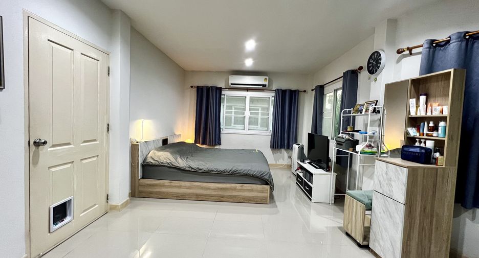 For sale 3 bedrooms house in Phra Samut Chedi, Samut Prakan