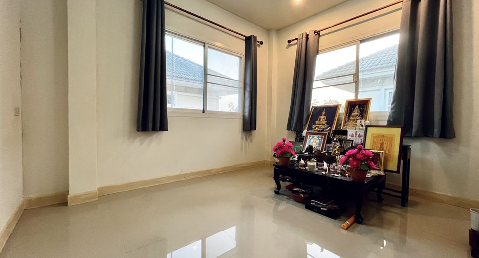 For sale 3 bedrooms house in Phra Samut Chedi, Samut Prakan