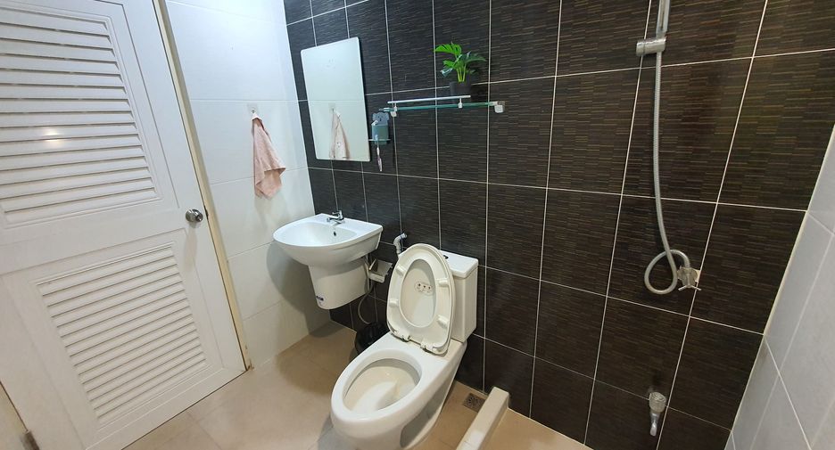 For sale 3 bedrooms house in Phra Samut Chedi, Samut Prakan