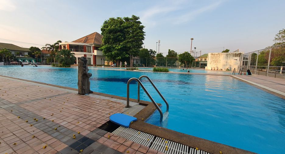 For sale 3 bedrooms house in Phra Samut Chedi, Samut Prakan